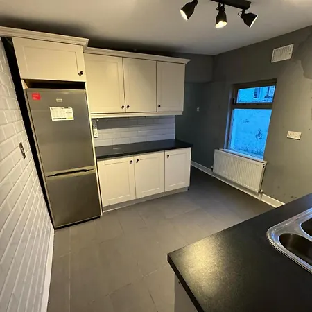 Luxury Triple Near Croke Park -1 Гостевой дом